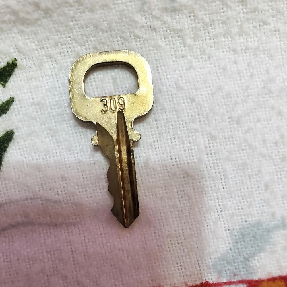 Louis Vuitton Authentic Vintage Gold Brass Padlock And Key